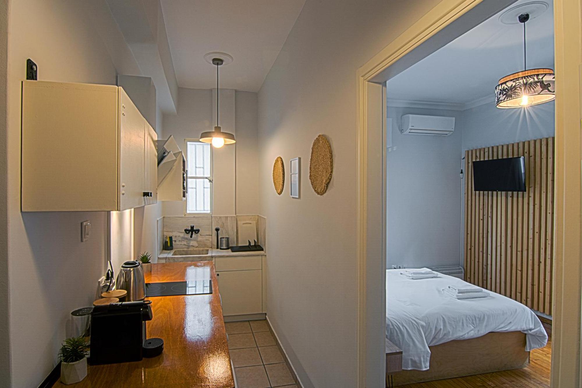 Exarcheia Urban Studio Apartment Атина Екстериор снимка